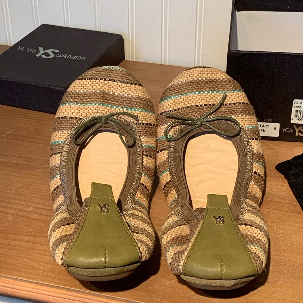 Adorable flats!!